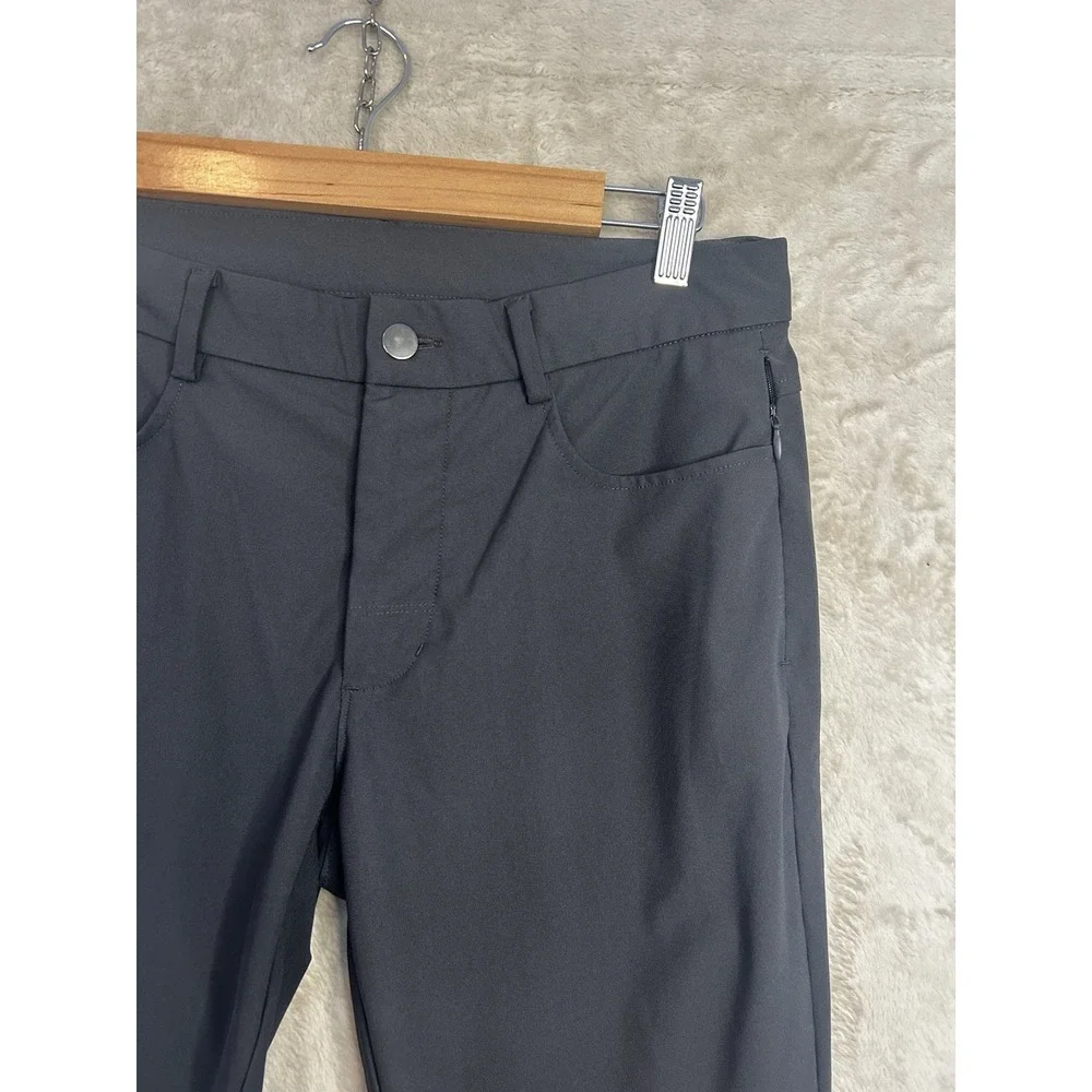 Old Navy Active Tech Hybrid Slim Pants Mens 31x32 Gray 4-Way Stretch Performance